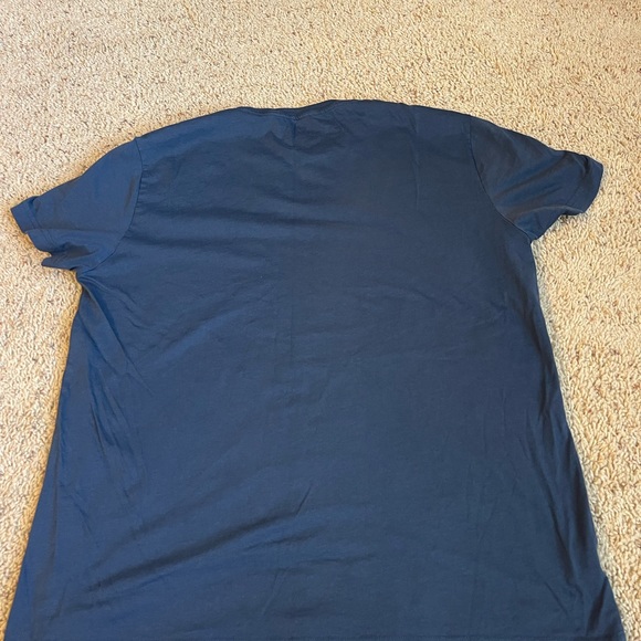 Boys Lacoste Shirt. This is a boys size 6. Fits like a medium - Picture 3 of 3